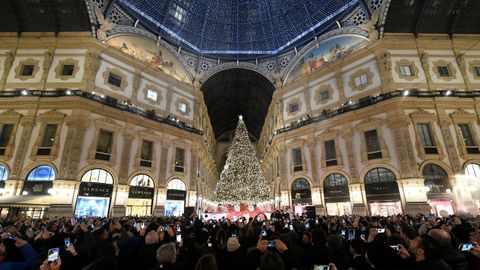 ILUMINACIÓN NAVIDEÑA EN MILÁN