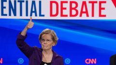 Elizabeth Warren, tratada como favorita, fue blanco de los ataques en el cuarto debate de la contienda dem�crata