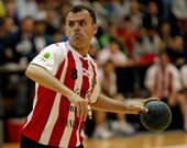 El Cangas regres� a la m�xima categor�a del balonmano espa�ol con derrota en Cuenca.