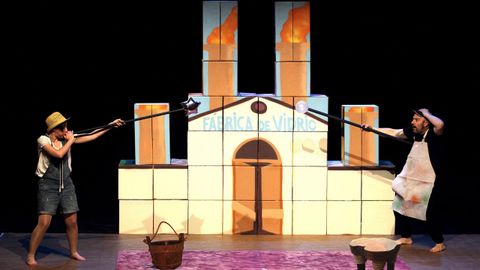 �Elenita�, de Con Alevos�a Teatro