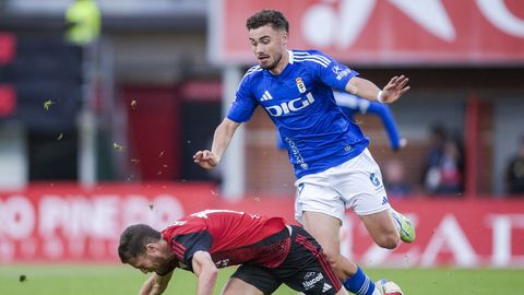 �lex Cardero, durante la ida de la final del playoff disputada ante el Mirand�s