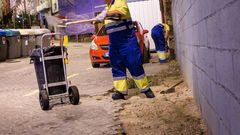 Trabajadores de limpieza en la capital ourensana