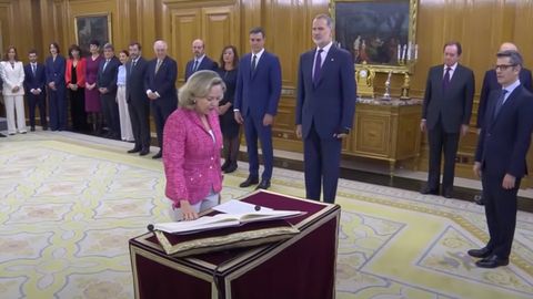 En directo: los 22 ministros del nuevo Gobierno de S�nchez prometen su cargo
