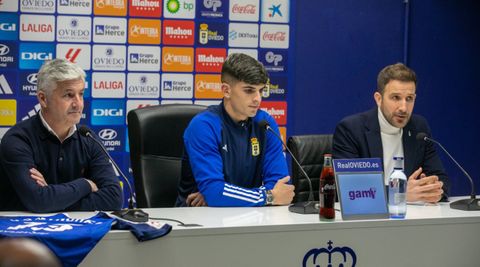 Roberto Su�rez, Homenchenko y Agust�n Lleida en el Carlos Tartiere