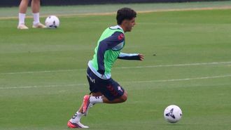 El jugador del Celta Hugo &Aacute;lvarez, en un entrenamiento de esta pretemporada.