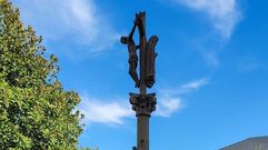 Cruceiro de Eira das Flores de O Carballi�o