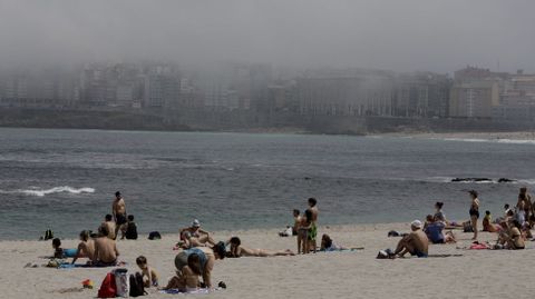 Niebla en la playa de Riazor 
