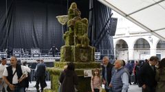 O maio��O anxo ca�do� levou o primeiro premio na categor�a art�stica