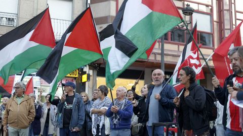 Imagen de una de las concentraciones desarrolladas en Vilagarc�a contra el genocidio en la franja de Gaza