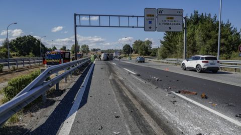 El tr�fico qued� cortado tras el siniestro