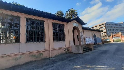 El edificio del bar de El Lauredal, abandonado desde hace tres a�os