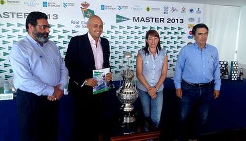 El N�utico de Sanxenxo fue ayer el escenario de la presentaci�n de la nueva edici�n de la regata.