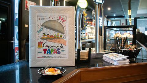 En A Taberna optaron por mezclar la patata, el huevo y el jam�n ib�rico.