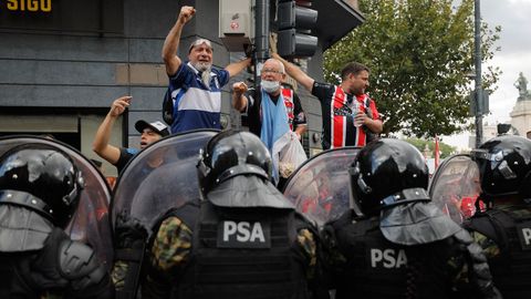 Cargas policiales y detenciones�en la marcha de los jubilados en Buenos Aires