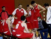 Alberto G�mez, en un tiempo muerto en un partido de la liga EBA del CB Chantada.