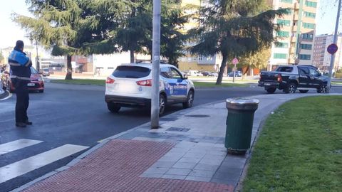 Paso de peatones de Oviedo en el que una mujer sufri� un accidente por el hielo