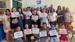 Clausura do programa da EOI cunha entrega de diplomas ao alumnado participante que tivo lugar no CEIP Illa Verde.