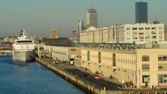 Un crucero en el puerto de Boston, en Estados Unidos