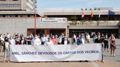 Imagen de la protesta de los alcaldes gallegos del PP, esta ma�ana en Vigo