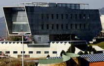 El edificio del MTI se encuentra ubicado en el campus de Lagoas Marcosende. 