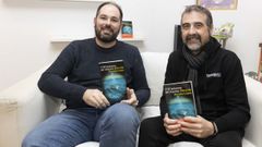 El autor de la obra y Rober Cagiao