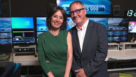 Loli G&oacute;mez e Marcial Mouzo, os presentadores do programa.