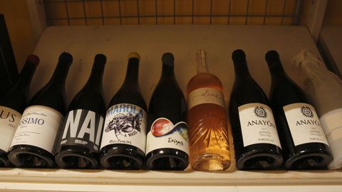 En Colmado 1981 tienen más de 300 referencias de vino