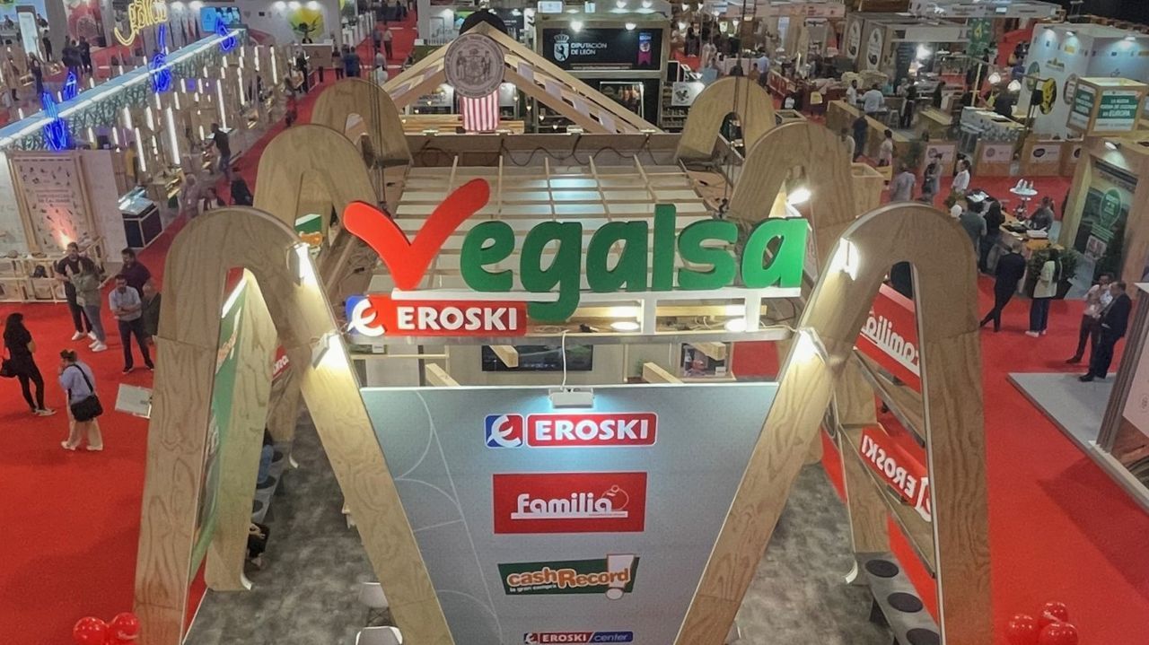 Vegalsa-Eroski donará la comida de Reyes a la residencia Betania de Viveiro