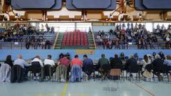 Los agricultores de las cuatro comunidades de regantes de A Limia dieron el visto bueno al proyecto de transformaci�n del regad�o en la junta general celebrada en el pabell�n de Xinzo de Limia.