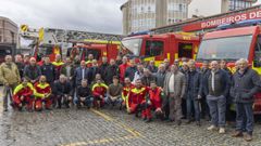 Bomberos en activo y ya jubilados de Santiago, en la celebracin de su patrn, San Juan de Dios