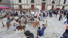 En el entorno del atrio de la Catedral se celebr� la tradicional feria medieval.