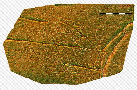 Una prueba exitosa. En un reciente congreso científico celebrado en Noruega se presentó esta imagen tridimensional de un grabado paleolítico de Cova Eirós al que los arqueólogos dieron el nombre de Panel IV. Como otros diseños trazados en la cueva, es díficil distinguirlo a simple vista. 