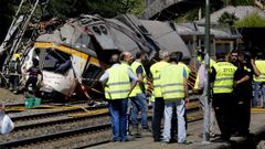 Imagen del estado en el que qued� el tren tras el descarrilamiento