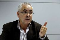 Bon� dice que no hay planes a corto plazo en Santiago.