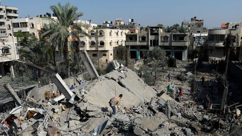 Los muertos en Gaza por los bombardeos israel�es superan los 6.500, seg�n Sanidad de Gaza