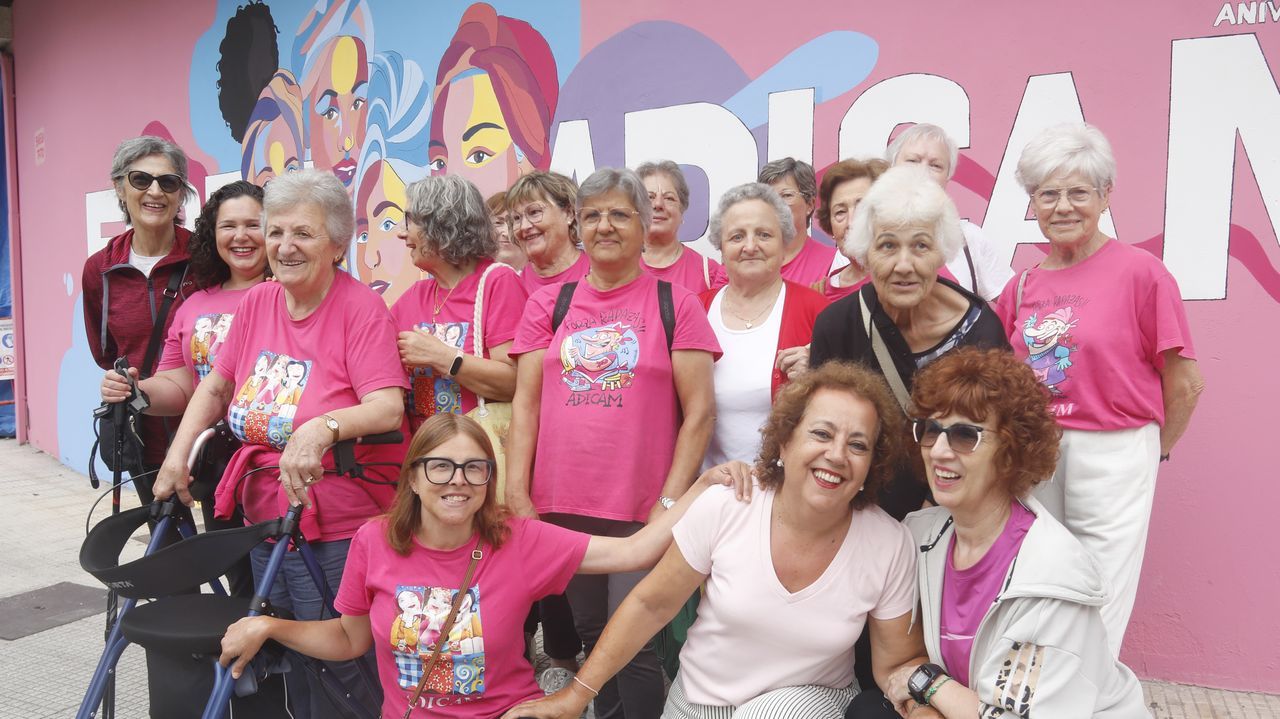 La familia de Adicam celebra 25 años con un mural