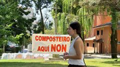 Pancarta contra la instalaci�n de un centro de compostaje comunitario en Augusto Garc�a S�nchez
