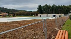 La zona de la piscina todav�a est� en obras.