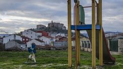 El parque infantil fue finalmente construido por la empresa p�blica Tragsa
