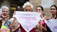 Manifestaci�n en Barcelona para apoyar a la v�ctima de la agresi�n sexual en Manresa