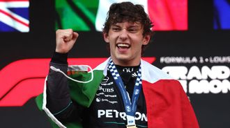 Andrea Kimi Antonelli, celebrando su triunfo en el Gran Premio de M�naco.