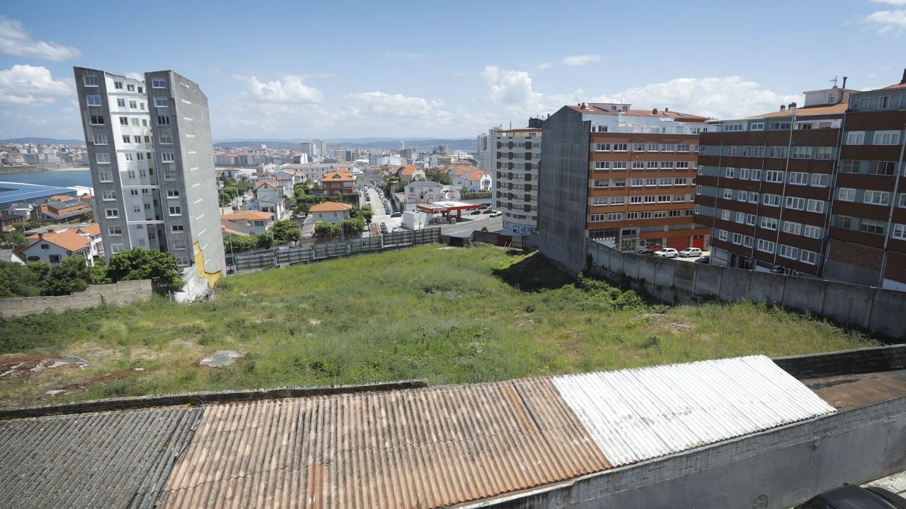 Avanzan los trámites para crear pisos y zonas verdes en el solar de Adoratrices