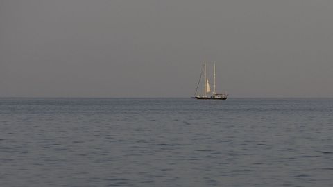 Un velero en una imagen de archivo