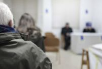 Os encontros l�vanse a cabo nun local da r�a Manuel Rivero.