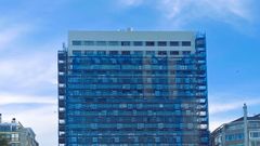 El azul deja paso al blanco en la nueva est�tica del inmueble tur�stico, que tambi�n sufrir� una renovac�n total por dentro