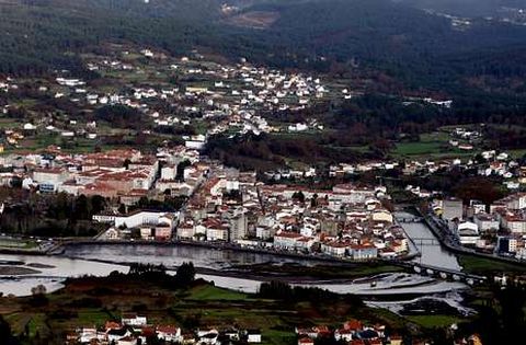 Noia luch� por ser cabecera de comarca.