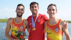 Conde (izquierda) y Mitjavila, con su entrenador de la selecci�n espa�ola, Carles Grabulosa