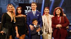 De tiros largos en la gala de la FIFA