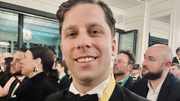 Carlos Taboada, oficial de la orden del Champ&aacute;n y sumiller del prestigioso hotel Santo Mauro de Madrid