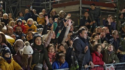 Cabalgata de Reyes de Ourense.En Ourense miles de niños pidieron a los Reyes Magos caramelos y disfrutaron con una cabalgata de dos horas de duración
